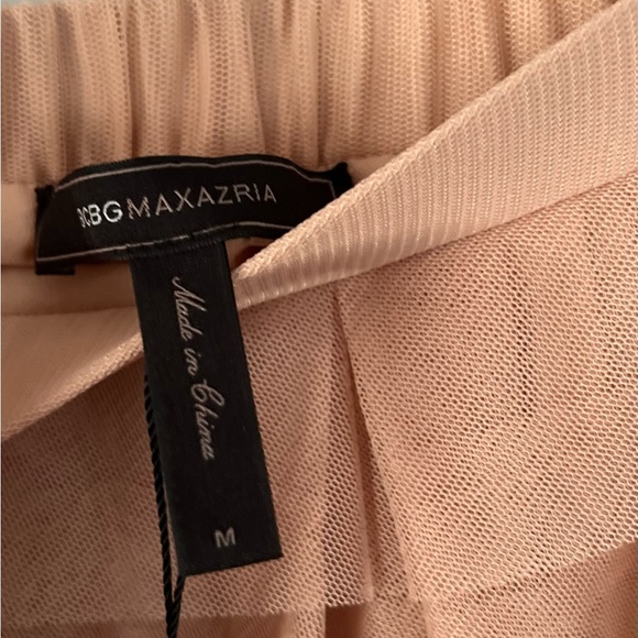 NWT. BCBG Maxazria Size M Mauve Pink Tiered Mini Skirt. New with Tags - Picture 2 of 11